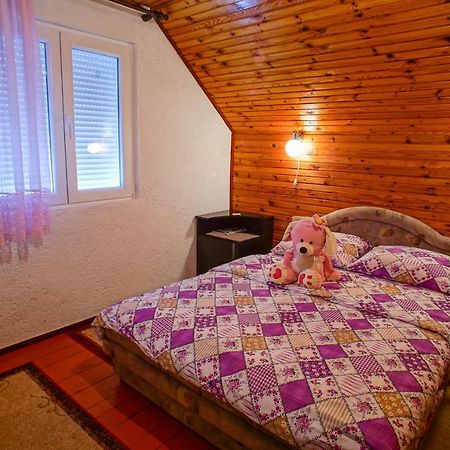 Lara Rooms Zabljak  Bagian luar foto