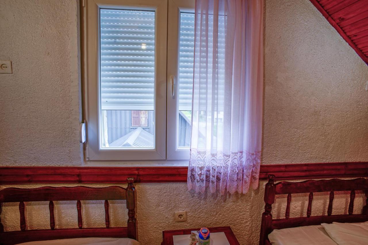 Lara Rooms Zabljak  Bagian luar foto