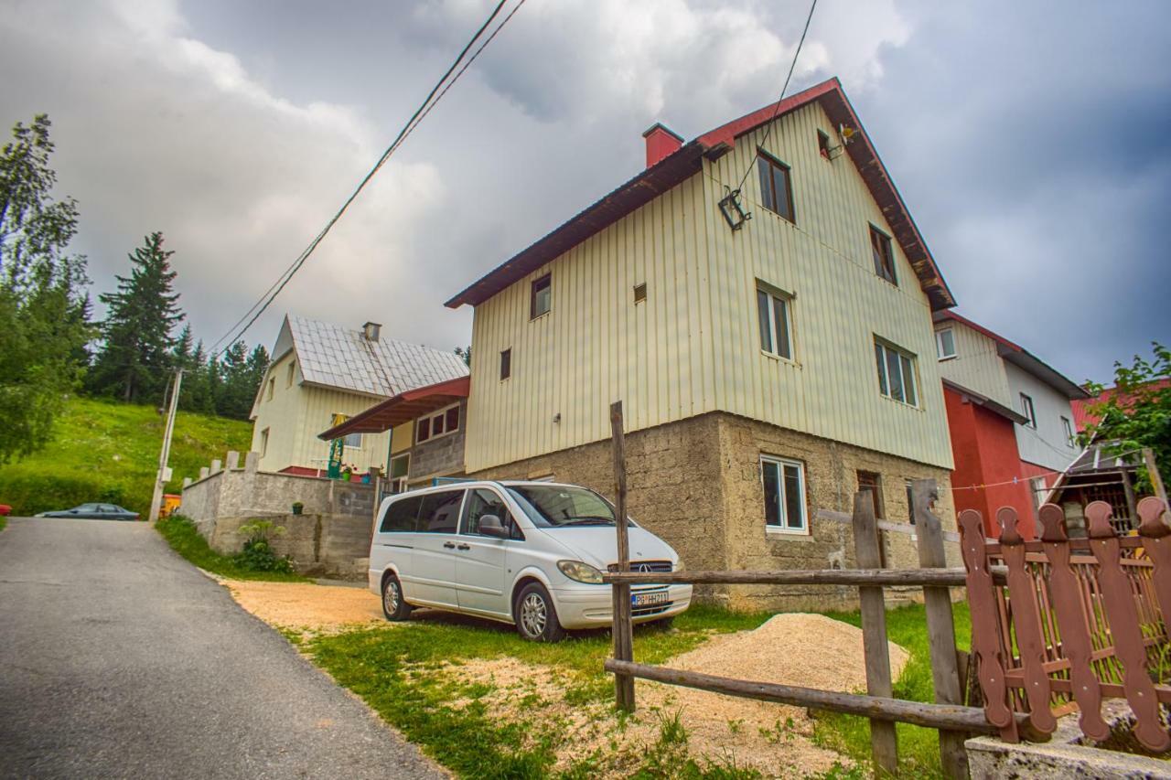 Lara Rooms Zabljak  Bagian luar foto