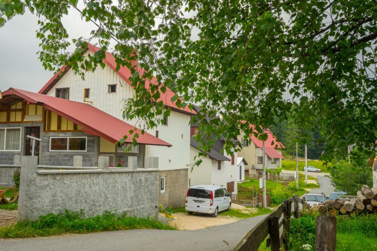 Lara Rooms Zabljak  Bagian luar foto
