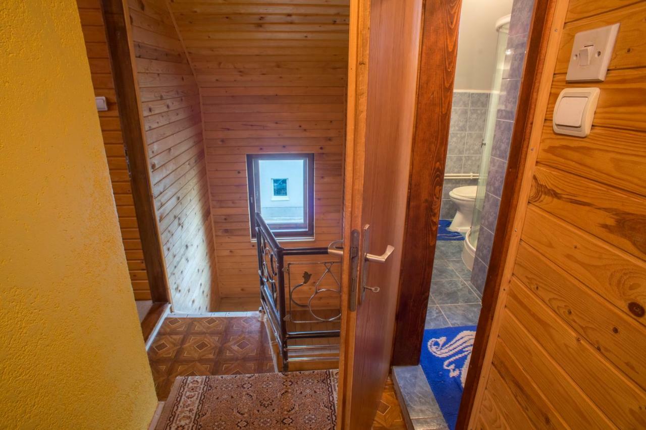 Lara Rooms Zabljak  Bagian luar foto